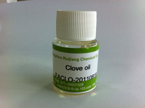 Clove oil 